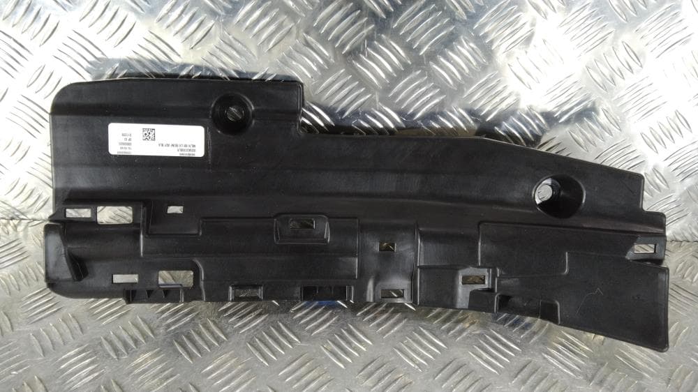 Кронштейн порога к Jeep Grand Cherokee WL (21-24)