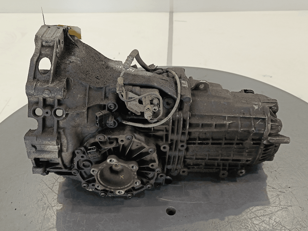 КПП механическая (МКПП) к Audi A4 B6 (01-05)
