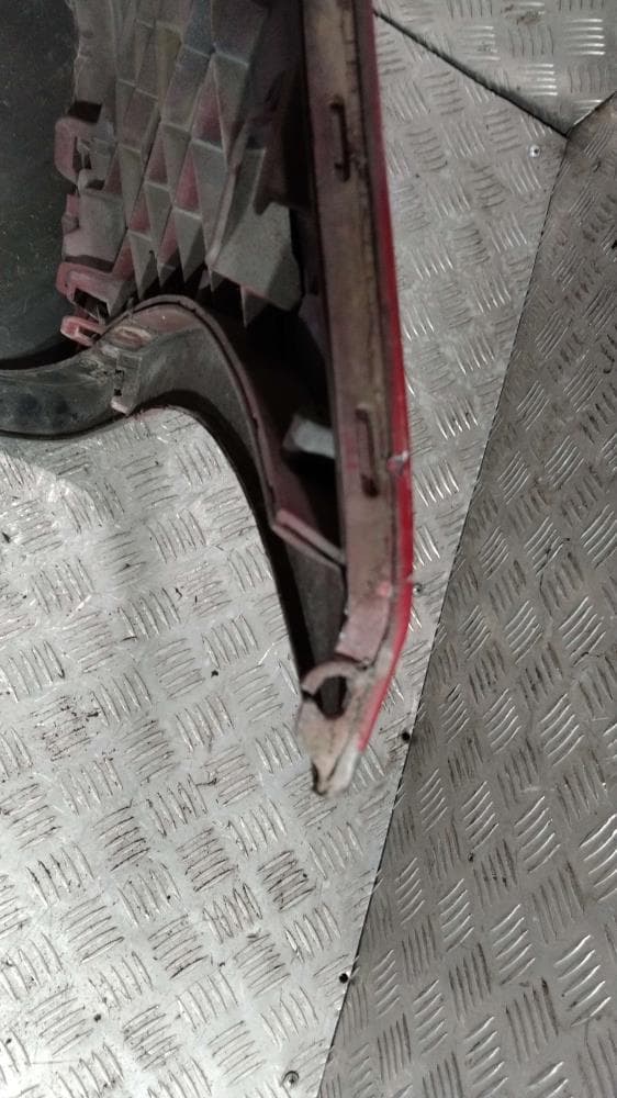 Бампер задний к Volkswagen Touran 1 (03-07)