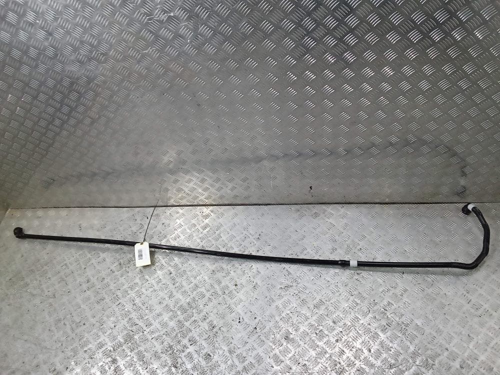 Патрубок (трубопровод, шланг) к Tesla Model 3 (17-21)