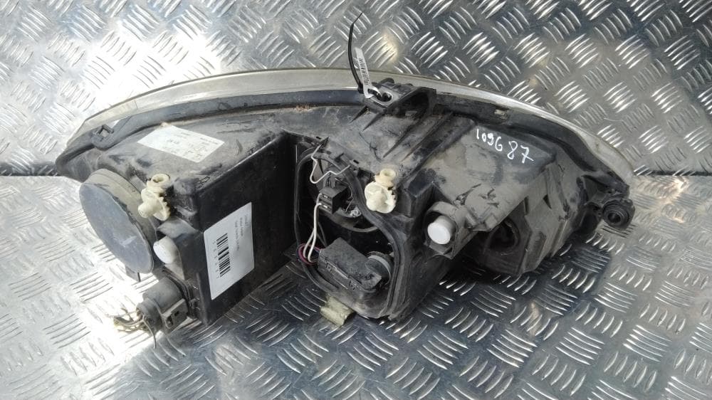 Фара левая к Seat Toledo 3 (04-09)
