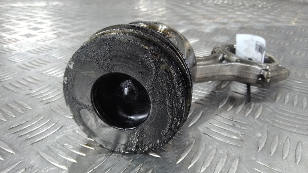 Поршень к Volkswagen Passat B6 (05-10)