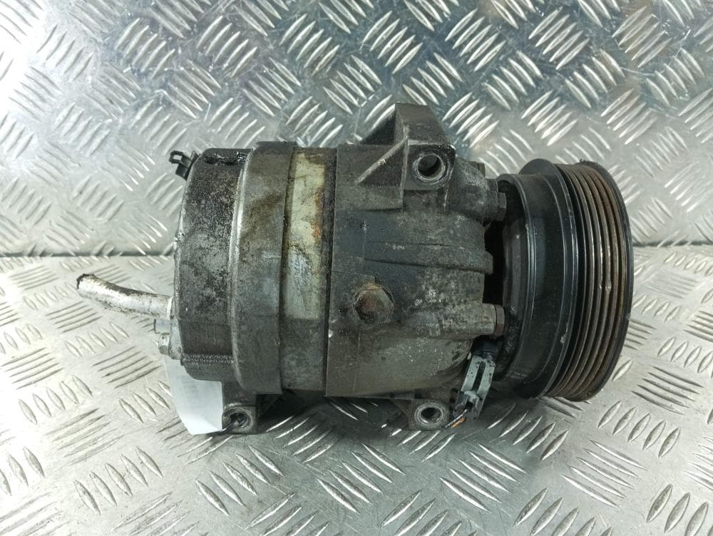 Компрессор кондиционера к Renault Megane 1 Рестайлинг (99-03)