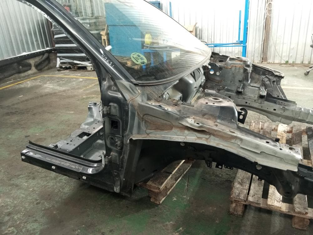 Стекло лобовое к Volvo V70 3 (07-13)