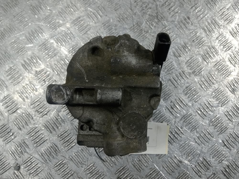 Компрессор кондиционера к Audi A4 B7 (04-09)
