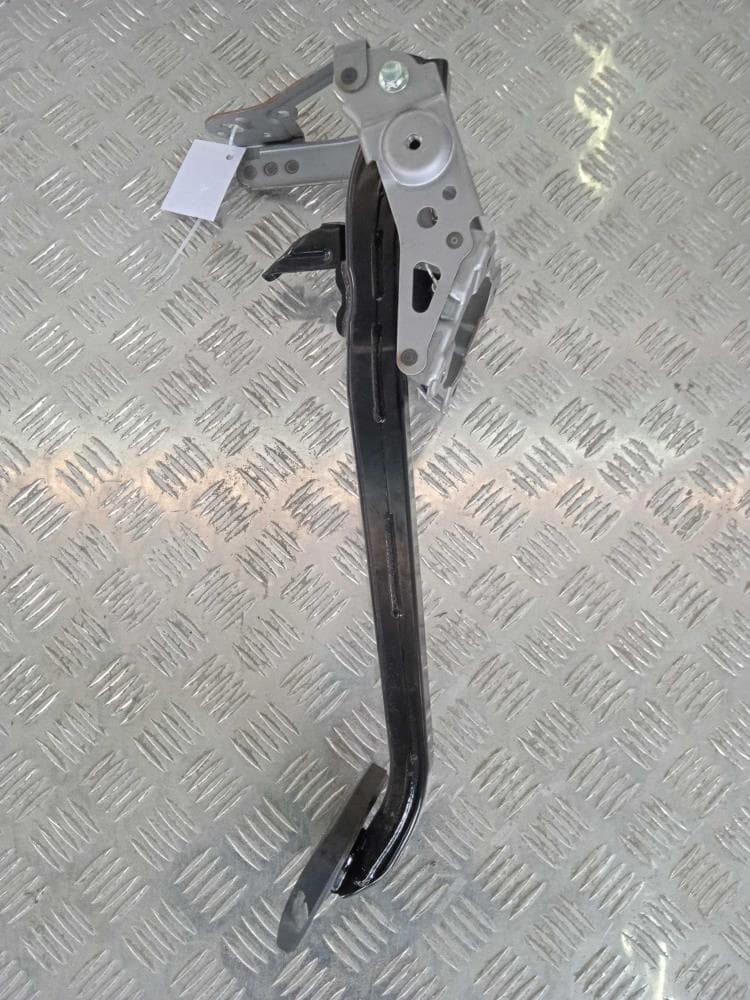 Педаль тормоза к Tesla Model X (15-21)