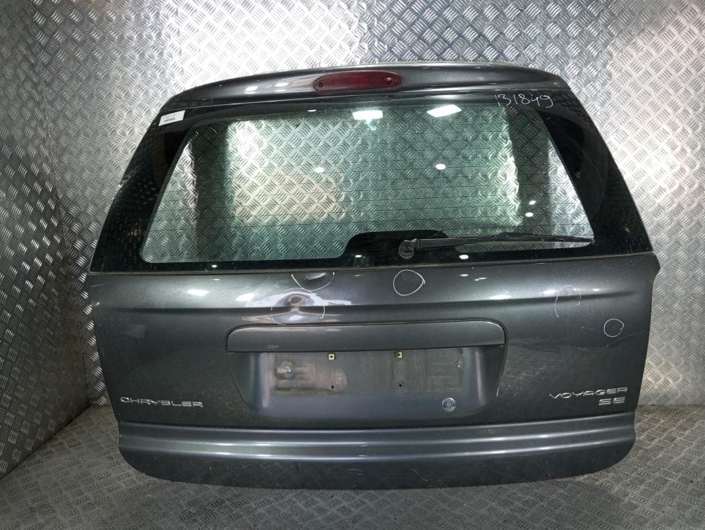 Крышка багажника (дверь 3-5) к Chrysler Voyager 4 (01-04)