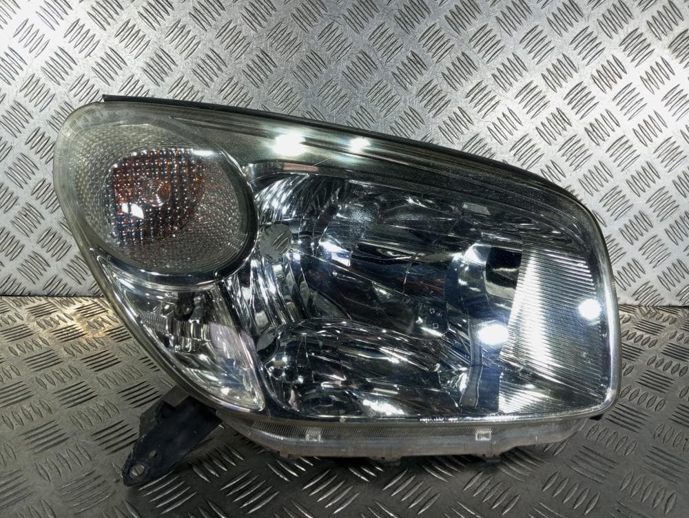Фара правая к Toyota Rav 4 XA20 Рестайлинг (03-06)