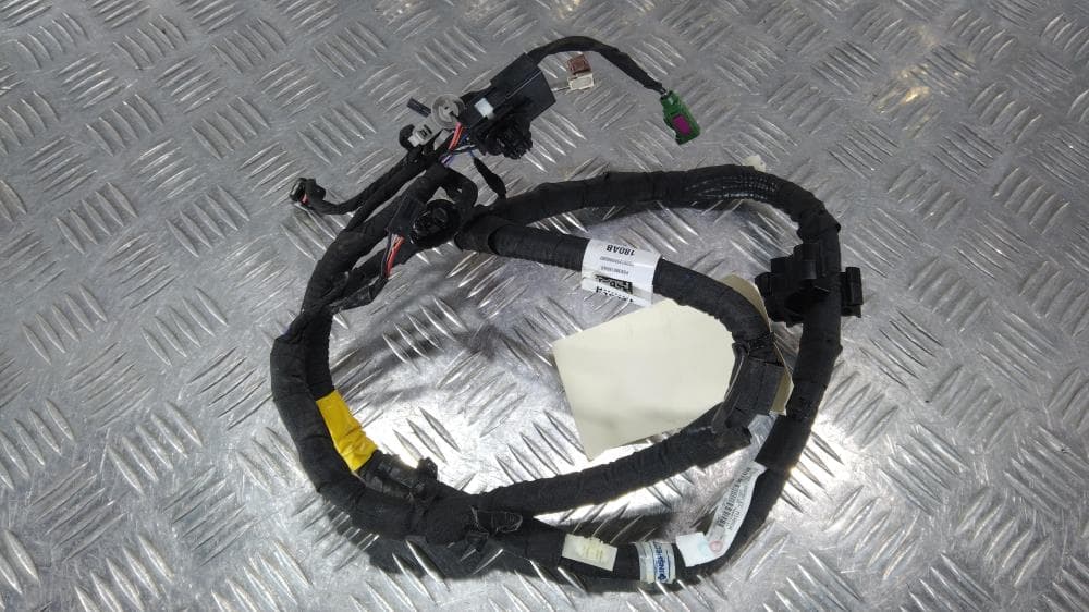 Проводка бампера переднего к Jeep Grand Cherokee WL (21-24)