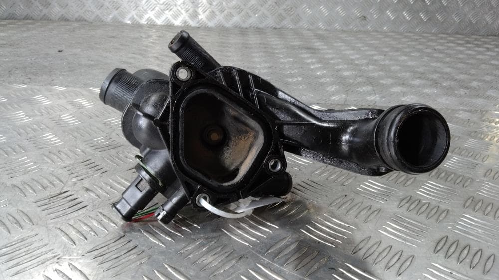 Корпус термостата к Citroen C4 1 Рестайлинг (08-10)