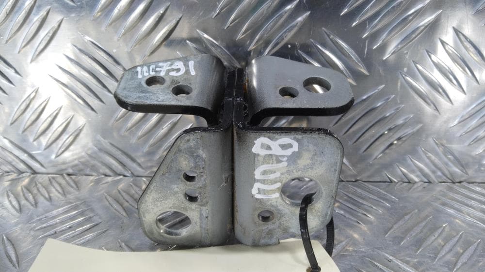 Петля двери передней правой к Jeep Grand Cherokee WL (21-24)