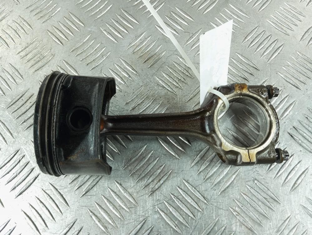 Поршень к Opel Astra H (04-07)