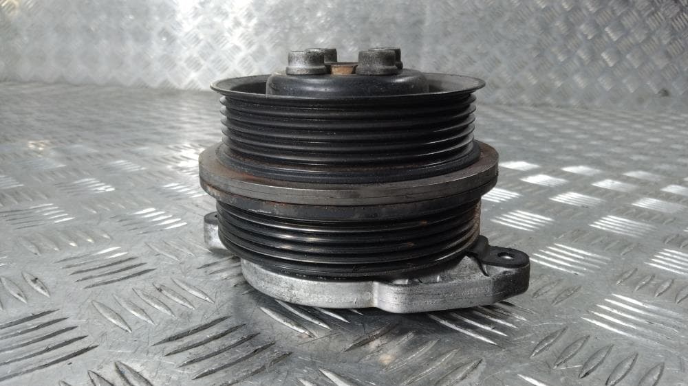 Помпа к Volkswagen Golf 6 (08-15)