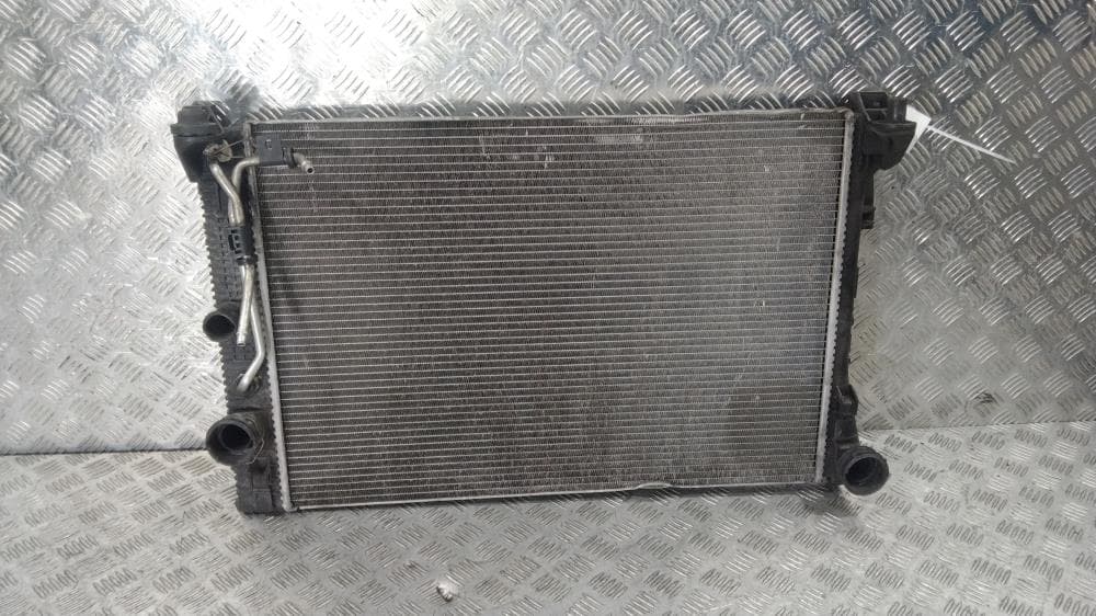 Радиатор (основной) к Mercedes C Class W204/S204/C204 (07-12)