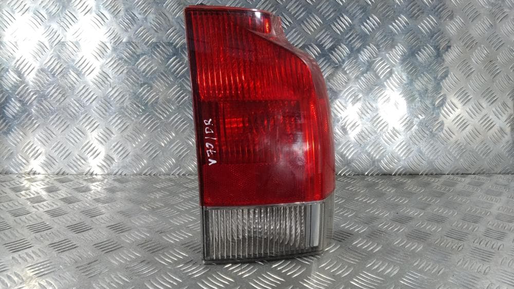 Фонарь задний правый к Volvo V70 2 (00-05)