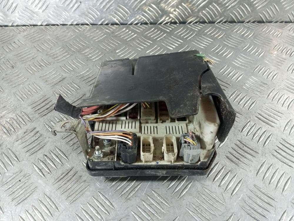 Блок комфорта к Renault Megane 2 (02-06)