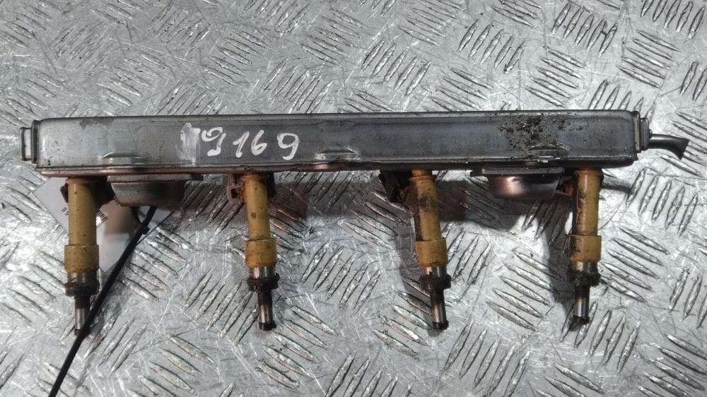 Топливная рампа к Toyota Corolla E160/E170 (12-16)