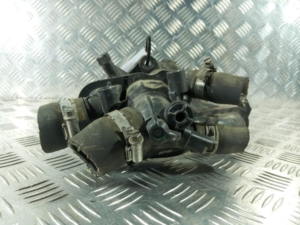 Корпус термостата к Peugeot 308 1 (07-11)
